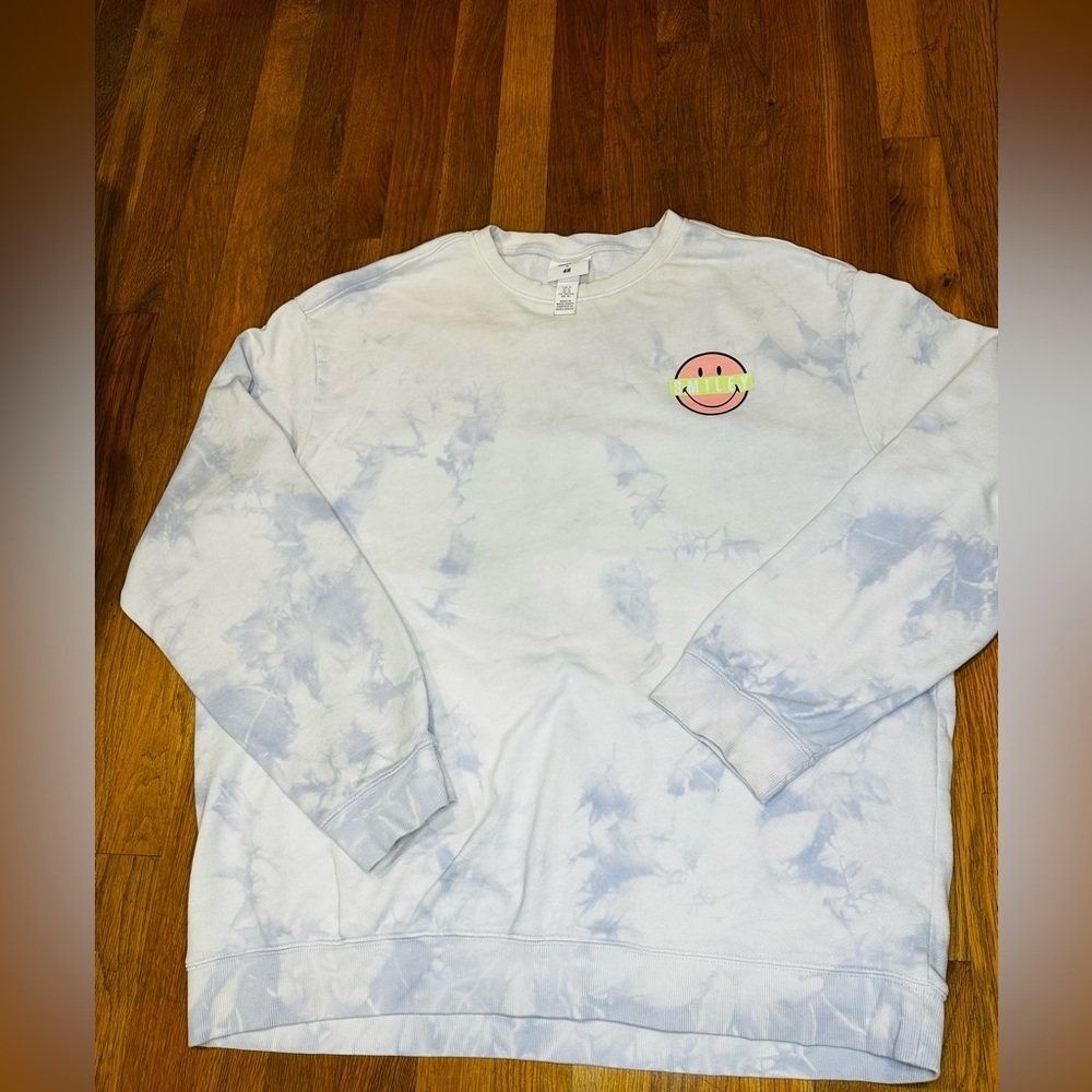 Smiley x H&M Tie Dye Sweatshirt Crewneck Pullover Graphic Smiley Faces Size XL